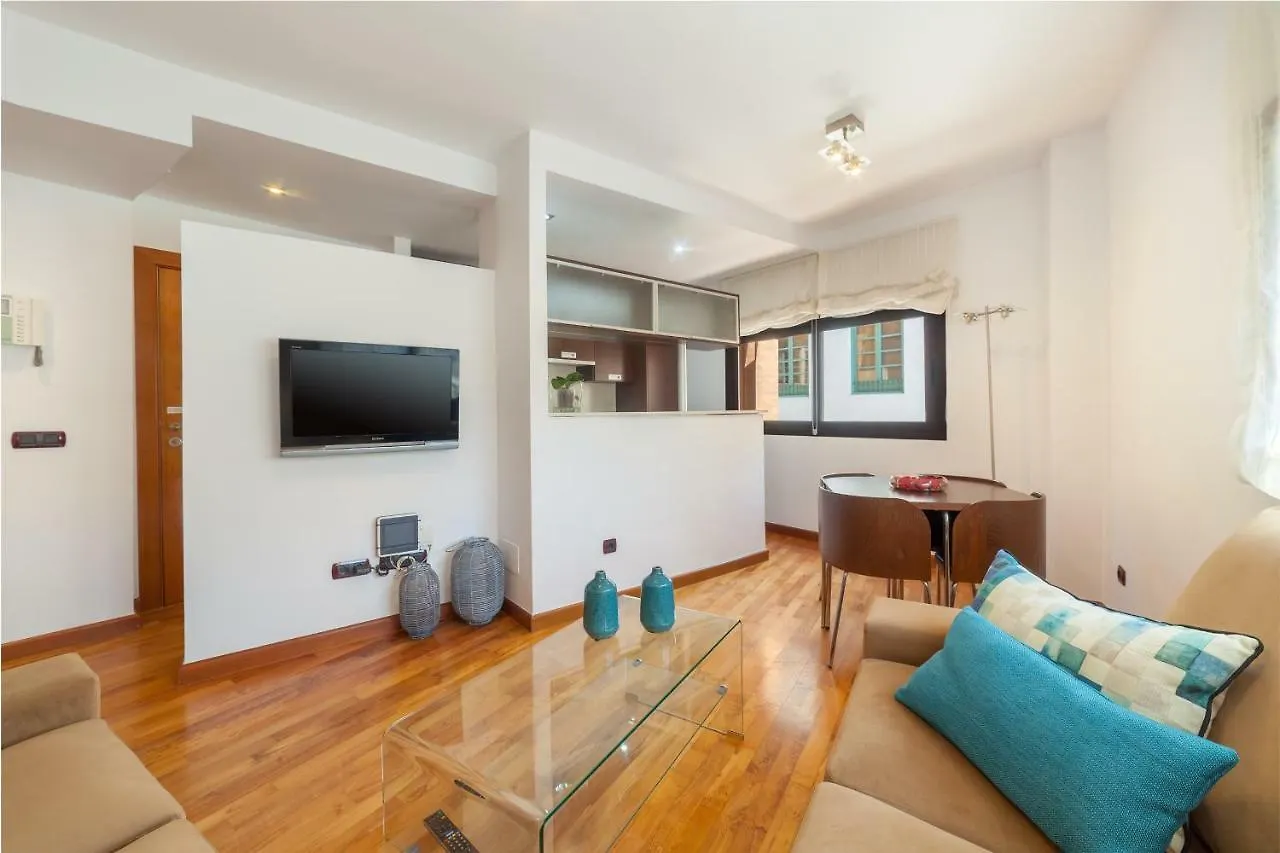 Hi Boutique Malaga Center Apartment